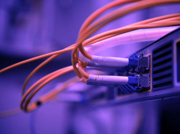 5 Major Benefits of a Fiber Optic Network for Your Business